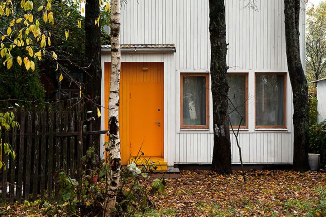 Le Atelier, simple, tiny home, Moscow, Russia, yelow door, tangerine paint, simple design, Architecture, Tiny Homes, Daylighting