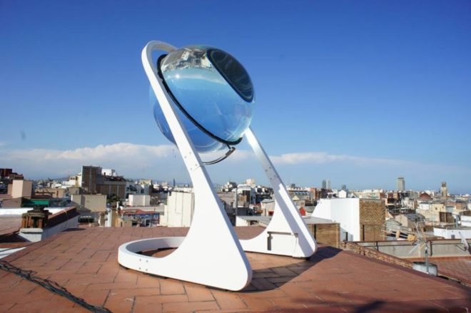 Rawlemon, Betaray, beta.ey, atmospheric lamp, Rawlemon Indiegogo, solar charger, solar concentrating sphere, concentrated solar power, crystal ball, power from light,
