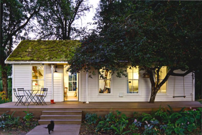 romantic homes, love shack, love nest, eco homes, couple builds home, green home,