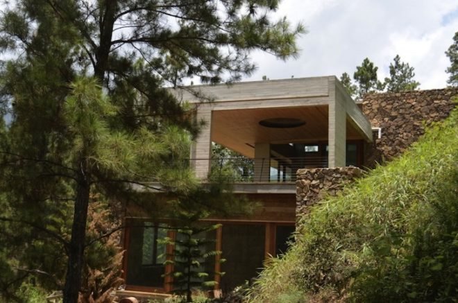 vasho, vasho architects, rd house, energy efficiency, green roofs, home automation, dominican republic, natural insulation, summer house, locally sourced wood, exposed concrete, excavated rock, steep topography