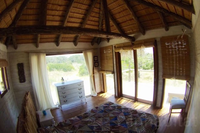 Solo Mare del Diablo, eco-accommodation, self-sufficient, Victoria Gonzales, punta del Diablo, Uruguay, off-grid, solar power, solar water heater, well for drinking water, Architecture, Daylighting, Solar Power, Renewable Energy, Green Materials, Green Holidays, Eco Travel,