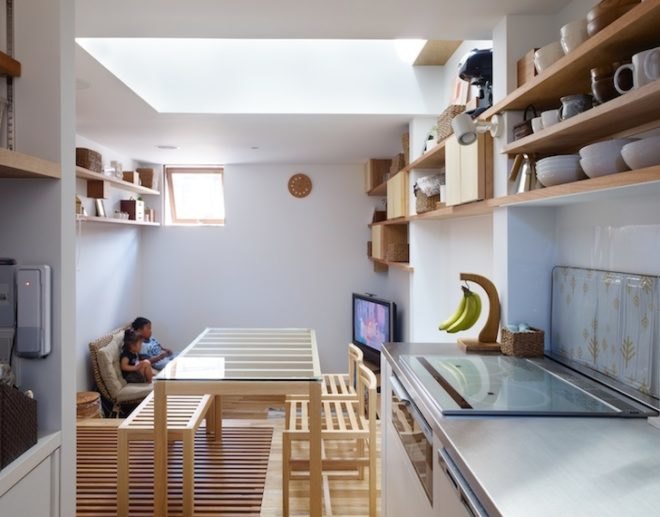 Fujiwarramuro Architects, house in nada, nada house, nada, kobe, japanese architecture, micro house, skinny house, tiny urban lot, narrow house, column of light, minimalist, narrow home