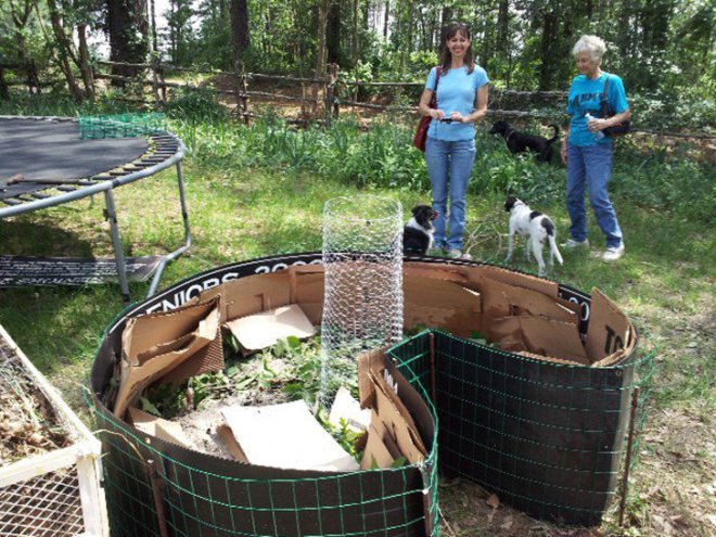 Keyhole garden, keyhole, mandala garden, permaculture, Deb Tolman, Dr. Deb Tolman, raised garden bed