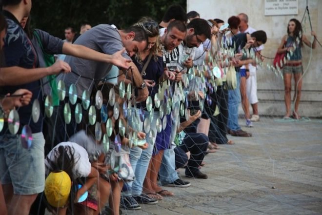 recycled cds, cds, mirror culture, community art, community art project, Ignatov Architects, Borislav Ignatov, varna, bulgaria, Sea Garden public park, European Capital of Culture 2019