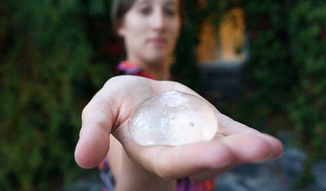 Rodrigo Garcia Gonzalez, Pierre Paslier, Guillaume Couche, green design, eco design, sustainable design, Ooho water bottle, edible water bottle, biodegradable water bottle,