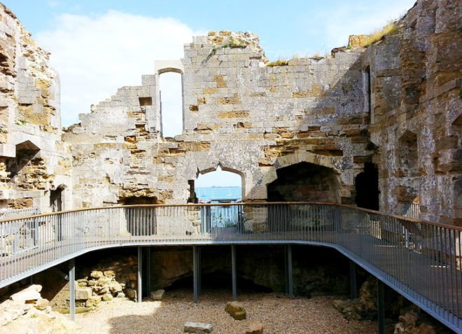 Studio Levitate, Sandsfoot Castle walkway, lightweight walkway, castle conservation UK, castles UK, green renovation, lightweight architecture, ruined castles UK, UK architecture heritage, UK architects, Dorset architecture