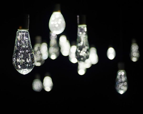 Torafu Architects, Milan Furniture Fair, whimsical light installation, recycled fluorescent lamps, Water Balloon room, Art, energy efficiency, Recycled Materials, Milan Furniture Fair,