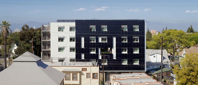 Koning Eizenberg Architecture (KEA), santa monica architects, 28th street apartments, 28th street ymca, californian architects, california architecture, green renovation, housing renovation, photovoltaics, cross-ventilated building