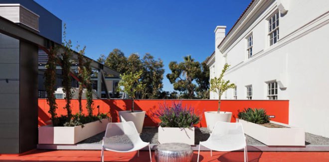 Koning Eizenberg Architecture (KEA), santa monica architects, 28th street apartments, 28th street ymca, californian architects, california architecture, green renovation, housing renovation, photovoltaics, cross-ventilated building
