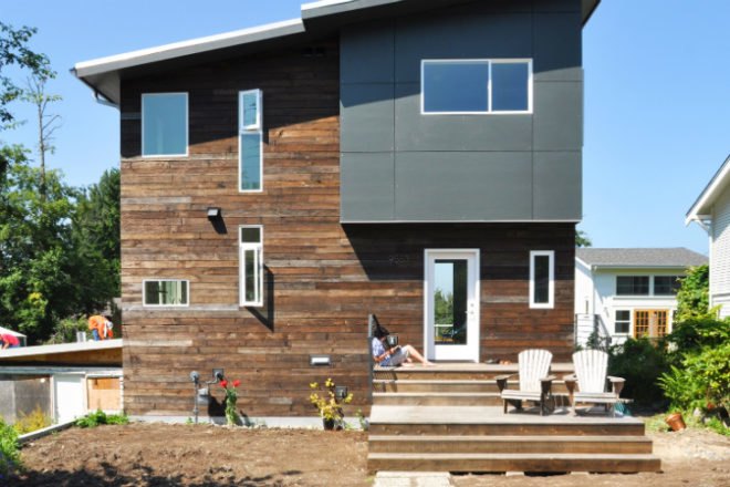 Family Share Residence, b9 Architects, auxiliary dwelling unit, seattle, reclaimed lumber, green home, eco home
