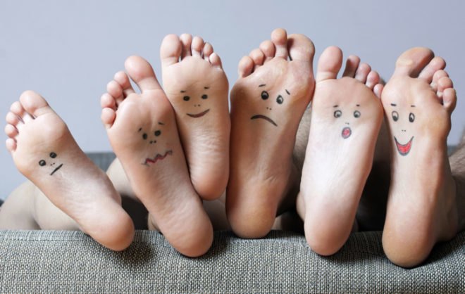 Foot care, foot soak, cream, moisturizer, deodorizer, feet, paws, hooves