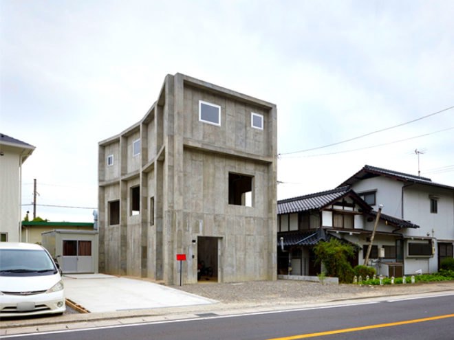 House of Yagi, house in yagi, Suppose Design Office, hiroshima, open living, single tree