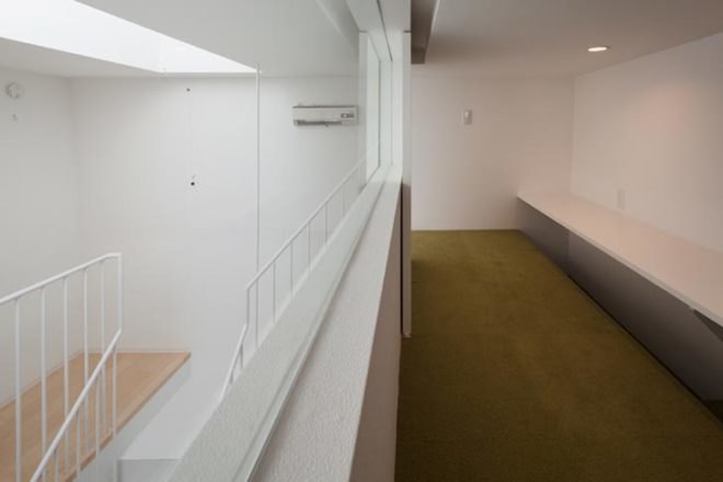 tokyo residents privacy, privacy, narrow house, urban house, level architects, fukasawa, 4-story urban house, tokyo, privacy walls, central skylight, open ballustrade, tatami mats, loft space, built-in bench seating, built-in furniture