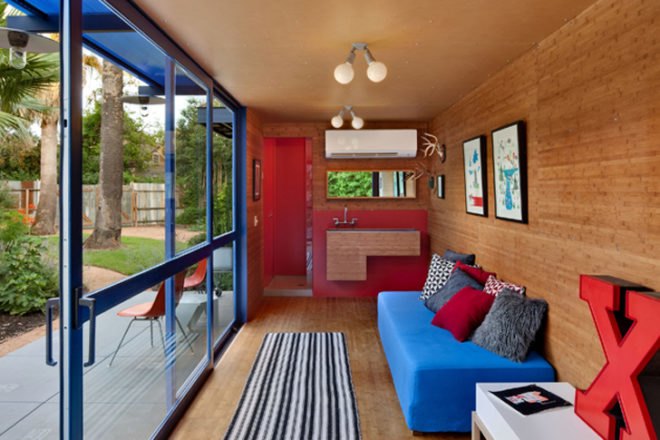 green design, eco design, sustainable design, JIm Poteet Architects, shipping container house, recycled soda caps, Stacey Hill San Antonio, recycled shipping containers, cargotecture