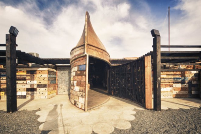 Vena Cava Winery, Alejandro D'Acosta, Claudia Turrent, eco winery, eco vineyard, baja, upcycled boats, reclaimed materials, salvaged materials