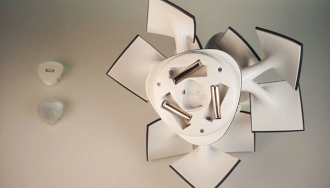 Vivien Muller design, Vivien Muller Eletree, Electree solar charger, Electree Mini, tree-shaped solar charger, green gadgets, small photovoltaic panels, smartphone charger, smartphone solar charger, green design, flexible solar panels, LED lights, Indiegogo solar charger