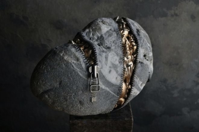hirotoshi ito, stone sculptures, rocks, stones, stone art, rock art, rocks with teeth, stonemasonry, stonemason, surrealist art, surreal art, sculptor, stone sculptor, hirotoshi ito stone art, surreal stone sculptures, surreal stone art