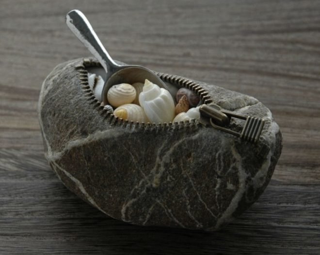 hirotoshi ito, stone sculptures, rocks, stones, stone art, rock art, rocks with teeth, stonemasonry, stonemason, surrealist art, surreal art, sculptor, stone sculptor, hirotoshi ito stone art, surreal stone sculptures, surreal stone art