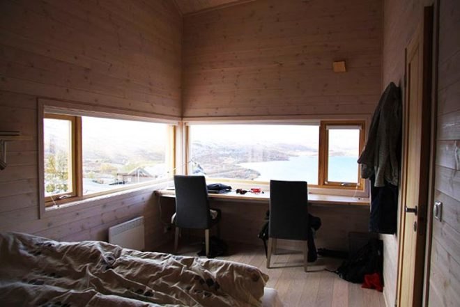 Photos by Nordic Office of Architecture Nordic Office of Architecture, Green-Roofed Moldegaard Cabin, green roofed, strong weather, L-shaped house, Nordic architecture, Norway, Architecture, Daylighting, green roof, Green Materials, local materials