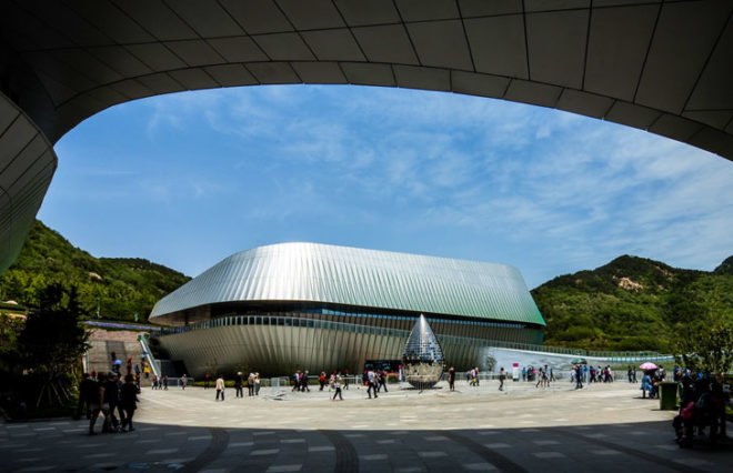 Unstudio, ben van Berkel, Qingdao, china, 2014 international horticultural expo, horticultural expo, world horticultural expo, international horticultural expo, theme pavilion, sustainable building