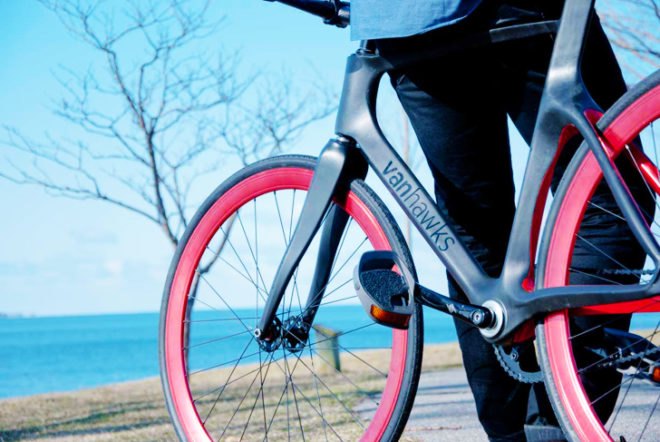 Vanhawks Valour bike, Valour bike, carbon fiber bike, Ultra-light bicycles, smart bike design, bike apps, green technology, bicycle design, Canadian design, Kickstarter bikes, bike blind spots, Vanhawks app