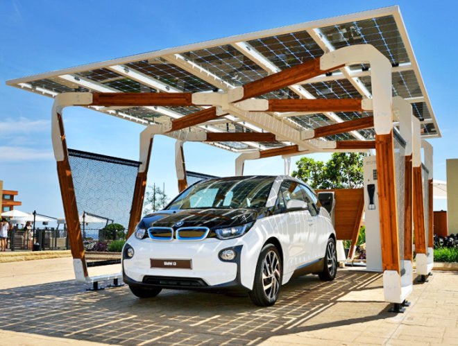 BMW, BMW i3, BMW i8, BMW i, BMW electric vehicle, BMW plug-in hybrid, BMW i Solar Carport concept, solar power, electric vehicle, green car, green transportation