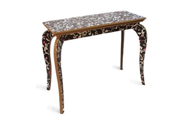 Liquid design, cardboard furniture, cardboard table, cardboard clock, corrugated cardboard, oak laminated veneer, walnut laminated veneer, ICFF 2014, sustainable furniture, environmentally friendly furniture, edge furniture, edge cardboard furniture