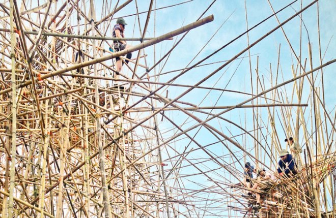 Mike and Doug Starn, largest bamboo structure, bamboo installation, bamboo art, art installation, Israel Museum art, Israel Museum bamboo installation, green building materials, light-weight materials, twin artists, Jerusalem art exhibition