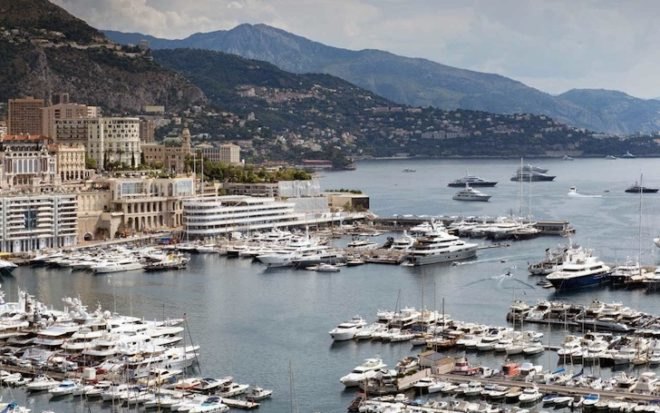 Foster + partners, clean energy, solar power, solar energy, yacht club de Monaco, Monaco, yacht club, clubhouse, solar thermal panels, photovoltaic cells, seawater cooling systems, yacht industry, Monaco yacht, superyachts, Monaco marina