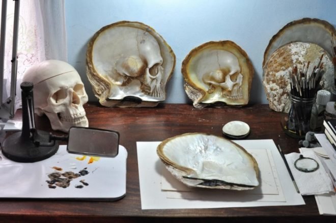 Gregory Halili, Mother of Pearl Skulls, art, Philippine artist skulls, skull art, mother of pearl art, modern art, bas-relief shell skulls