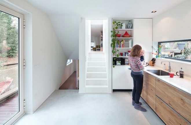 The Netherlands, green roof, bytr architects, parkark, house boat, houseboat, dutch home, dutch architecture, house boat architecture, architecture, white stucco, sedum green roof, skylights,