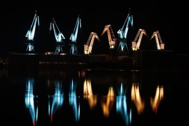 LED lights, art, dean skira, skira, architectural lighting, lighting designer, lighting giants, uljanik industrial shipyard, pula, Croatia, Philips LED spotlights, LED spotlights, shipyard machines, shipyard art, Adriatic sea