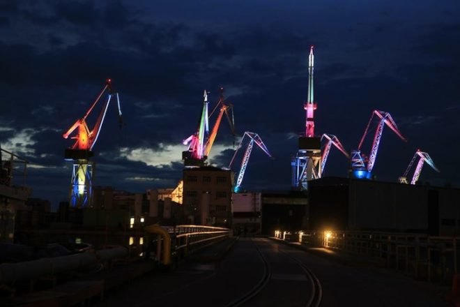 LED lights, art, dean skira, skira, architectural lighting, lighting designer, lighting giants, uljanik industrial shipyard, pula, Croatia, Philips LED spotlights, LED spotlights, shipyard machines, shipyard art, Adriatic sea