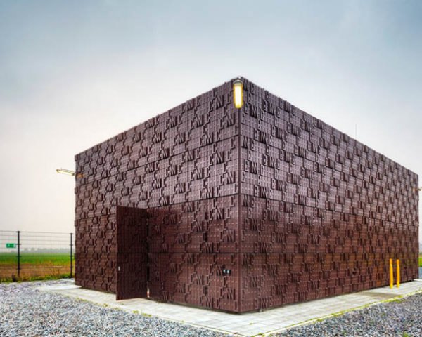 Studio Marco Vermeulen, bio-based facade, The Horticultural Development Company, hemp composite, bioresin, cubic gas transfer station, dutch architecture