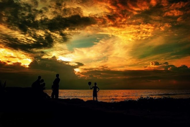 sun, solar, summer, air conditioning, alternatives renewables, fossil fuels, bikes, bicycles, open blinds, passive solar, guitar, porches, dinosaurs, burning, burn, fossils, CO2, carbon, carbon footprint, carbon dioxide, BBQ, barbecues, beaches, bodies, eat healthy, health, mother earth, sports, cornhole, baseball, ladder ball, workout, windows, cost, economy, economics, air, burgers, meat, vegetables, fruit, in-season, farmer's markets, markets, local food, local, food, local economy, knowledge, grass-fed, orange is the new black, netflix, nature, outdoors, football, soccer, sexy, eating habits, energy, energy consumption, climate change, climate, global warming, 350.org, 350 ppm