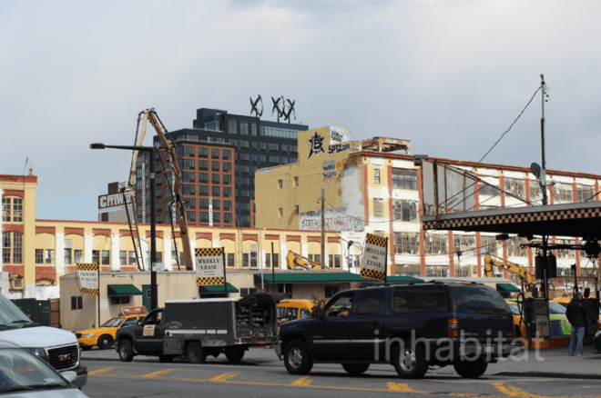 pearson, pearson court square, pearson long island city, pearson lic, wind turbines, wind turbine building, wind turbine building nyc, wind turbines nyc, long island city, lic, green apartments, green apartments nyc, wind power, wind power nyc, green buildings nyc, green buildings