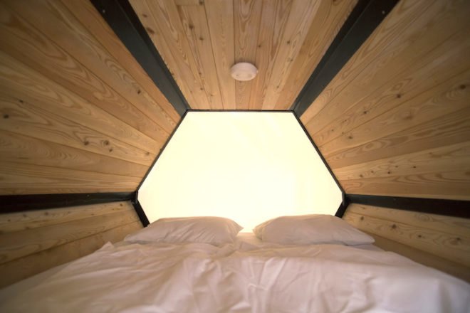 Achilles Design, Labeur, Compaan, One Small Step, Belgium, honeycomb shelter, B-and-Bee, belgium festivals, festival shelter, housing for festivals, stackable bee houses, reader submitted content, green design, sustainable design, eco-design