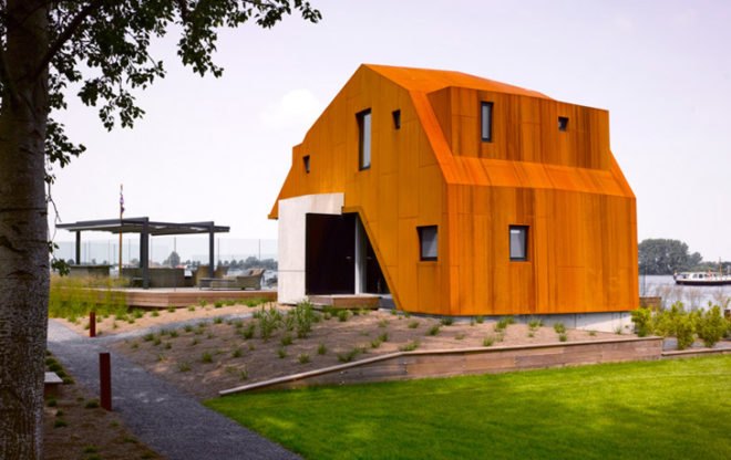 Tim Piët and Jos Blom, KHM26 house, KHM26 house Netherlands, Dutch architects, Dutch architecture, house transported by boat, Pikmeer lake KHM26 house, unconventional building technique, transportable architecture