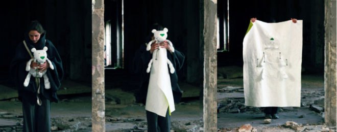 Anna Leschinger, Given Coat, Anna Leschinger Given Coat, textile, transforming coat, multifunctional coat, multi-functional coat, multipurpose coat, multifunctional blanket, transforming blanket, children's blanket, toy bear, blanket bear, humanitarian, humanitarian aid, disaster aid, refugee, refugee aid, warmth, protection, coat, jacket, toy