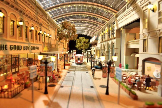 Dubai, Mall of the World, United Arab Emirates, UAE, shopping mall, world's largest, world's largest shopping mall, mega development, world's largest indoor theme park, Dubai Holdings, World Expo 2020, medical tourism, unsustainable development,world's largest pedestrian city, dubious Dubai