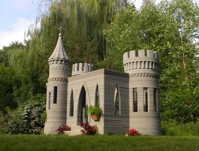 andrey rudenko, 3d printing, 3d printed architecture, 3d printed castle, concrete castle, 3d printed castle, 3d printer, cement, cement layers, rebar,