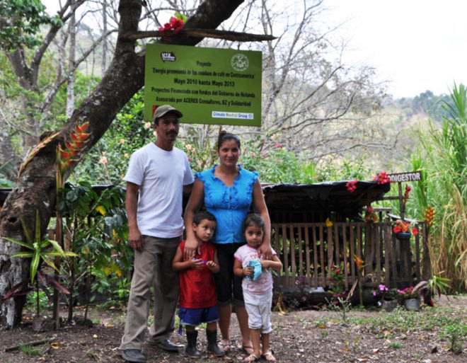 Coffee, coffee farm, coffee farms, coffee farming, coffee production, wastewater, waste water, recycled water, water initiatives, UTZ Certified, UTZ, Nicaragua, Honduras, Guatemala