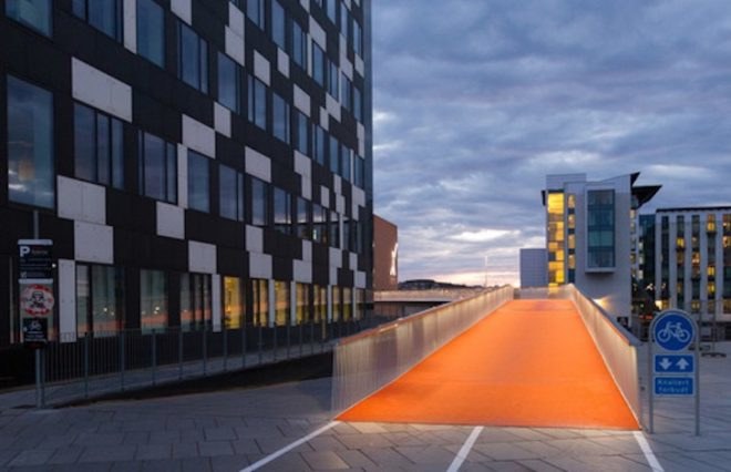 DISSING+WEITLING, bicycles, bicycle bridge, bicycle pathway, bikes, urban cycling, pedestrian cyclist conflicts, copenhagen, copenhagen bicycle bridge, green transportation, elevated bicycle path, netherlands, bicycle snake bridge