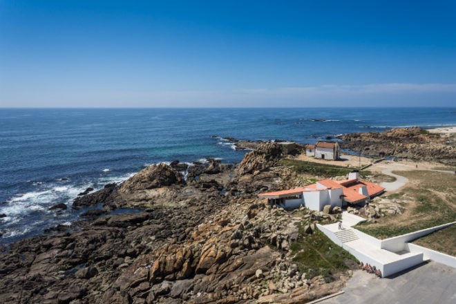 Boa Nova Tea House, Álvaro Siza Vieira, portugal, green renovation, historic renovation, eco restaurant,