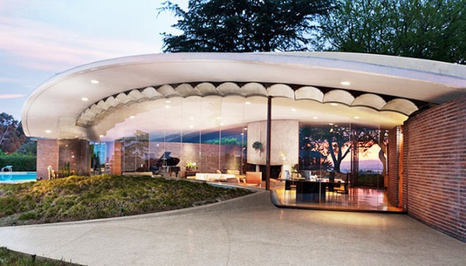John Lautner, John Lautner houses, Silvertop House, Los Angeles famous buildings, famous building sale, modernist buildings, modernist architects, infinity-edge pool, hillside house, residential architecture