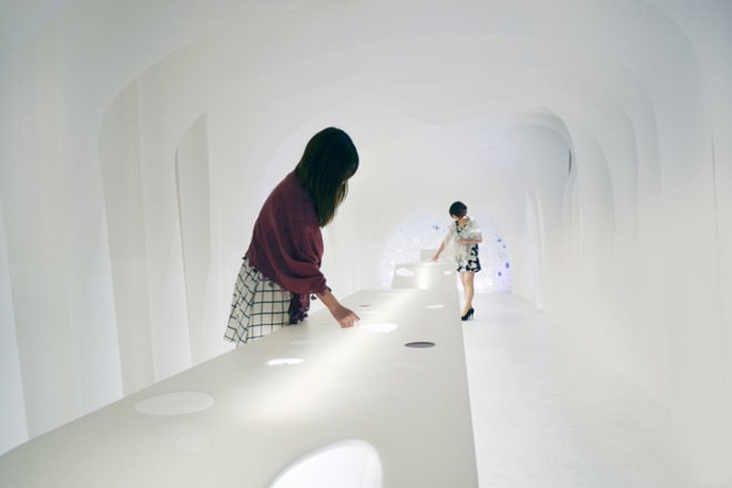 green design, eco design, sustainable design, Kotaro Horiuchi, pop up office space, modular office space, glass fiber paper, Paper Cave, White Cube Gallery Nagoya