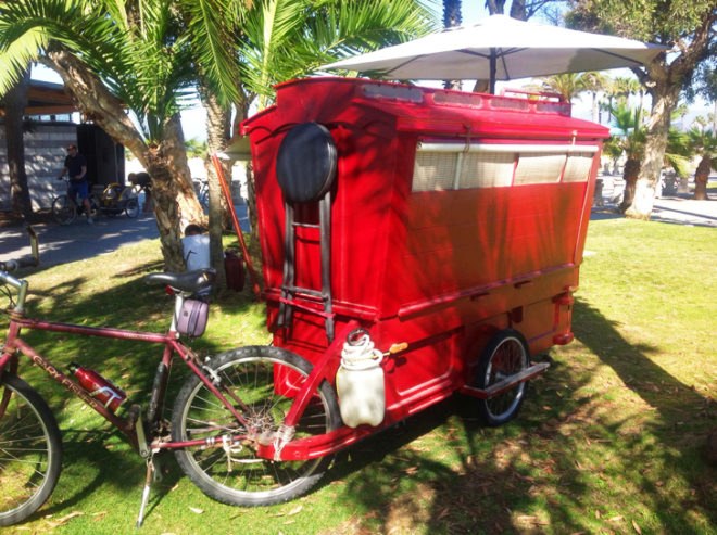 green design, eco design, sustainable design, caravan, Gypsy Caravan, Barry Howard, Aimlessly Wandering Artist, mobile home, tiny home on wheels, bicycle caravan, bike caravan, caravan on a bike