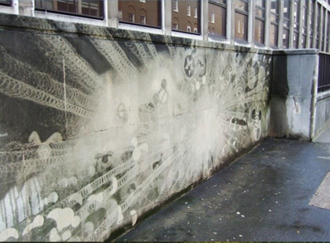 Reverse graffiti, London, Moose, Clean graffiti, eco-friendly graffiti, eco-friendly street art, clean green graffiti