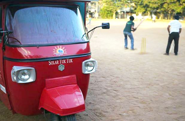 solar, powered, tuk tuk, bangalore, india, england, naveen, rabelli, tejas, ecomobility, green, electric, car