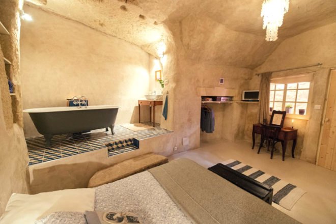 Chez Hélène-Amboise Troglodyte, cave home, cave, grotto, troglodyte, France, Loire Valley, Amboise, Alexis Lamoureux, Lotte van Riel, renovations, stone, French cave home